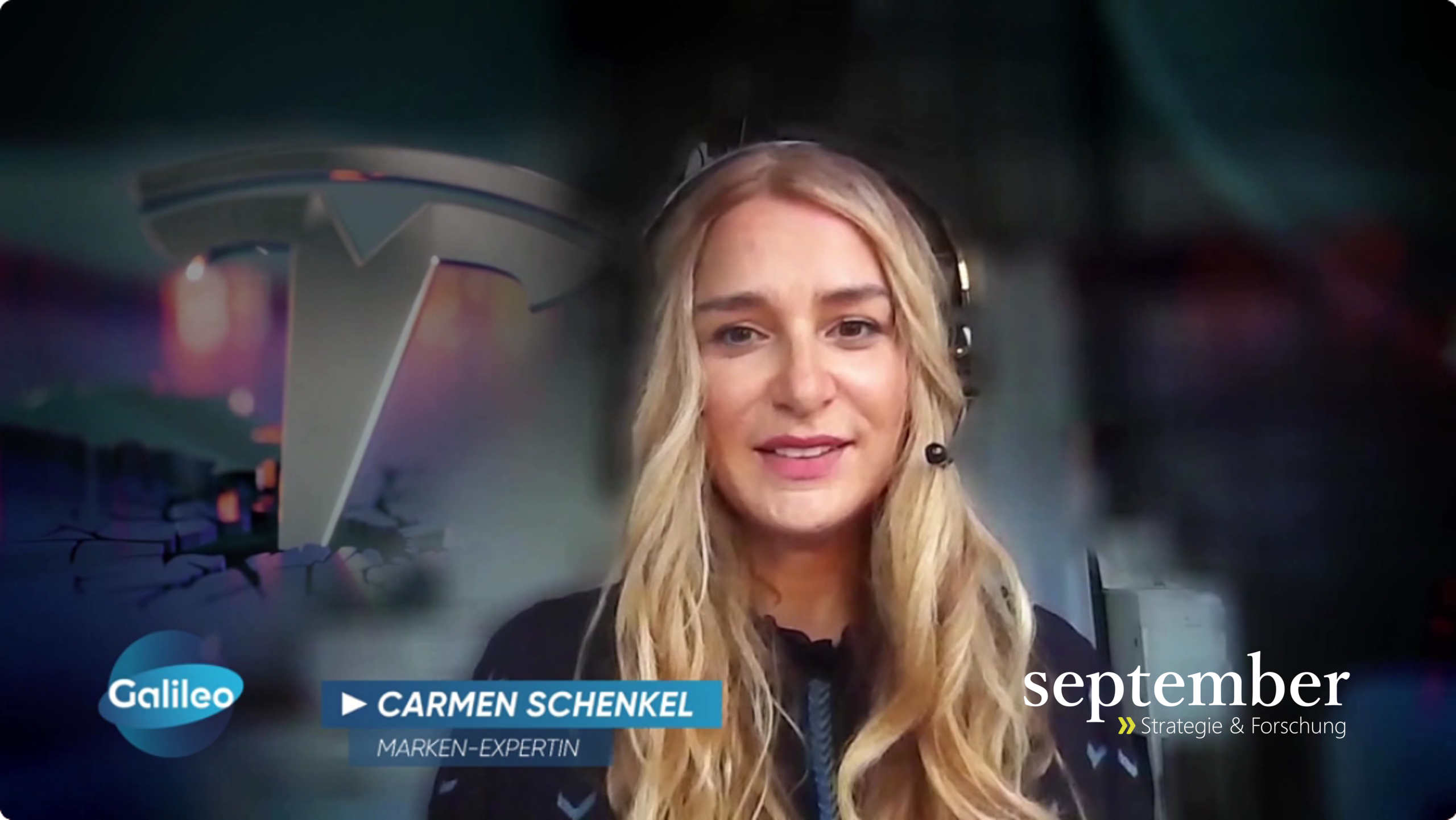 Carmen Schenkel hat für das ProSieben-Format „Galileo“ Tesla und den Wandel von CEO Elon Musk vom Pionier zum Problem psychologisch eingeordnet. Carmen Schenkel hat für das ProSieben-Format „Galileo“ Tesla und den Wandel von CEO Elon Musk vom Pionier zum Problem psychologisch eingeordnet.