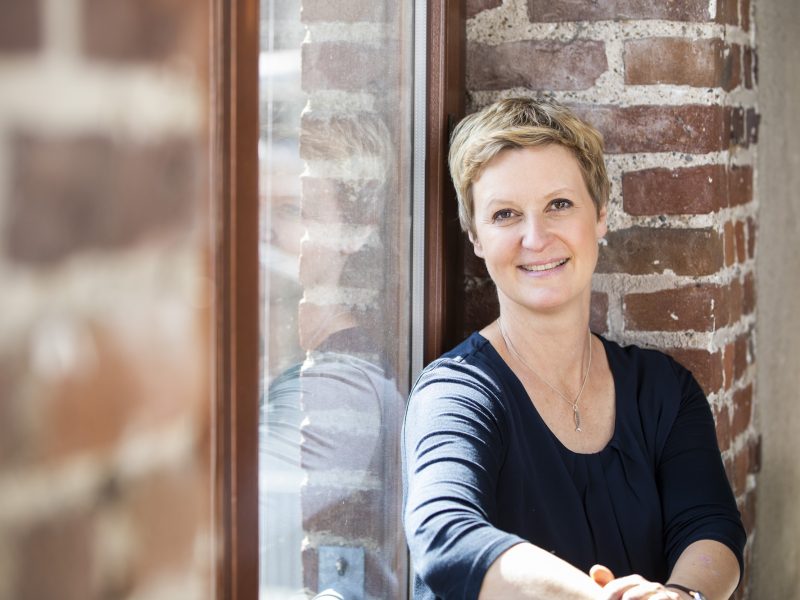 Cornelia Krebs im Interview mit Helmut van Rinsum zum #EmotionLoadingIndex Cornelia Krebs im Interview mit Helmut van Rinsum zum #EmotionLoadingIndex